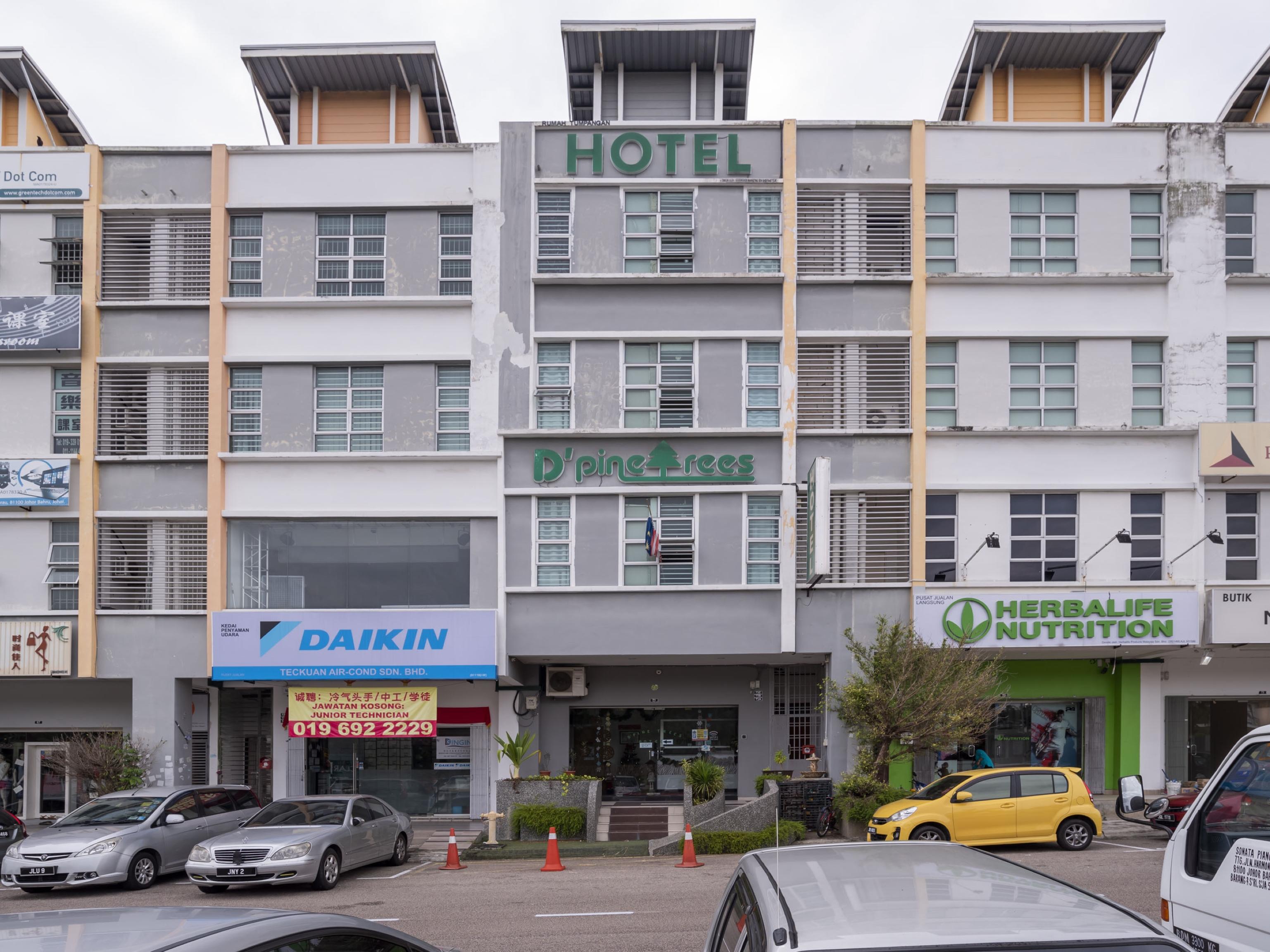 D'Pinetrees Hotel Johor Bahru Dış mekan fotoğraf